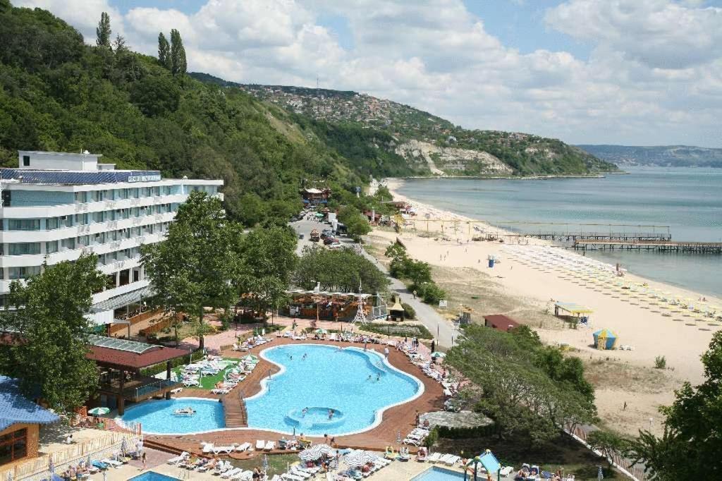 Hotel Arabella Beach Αλμπένα Εξωτερικό φωτογραφία