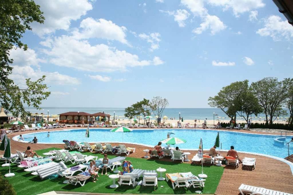 Hotel Arabella Beach Αλμπένα Εξωτερικό φωτογραφία